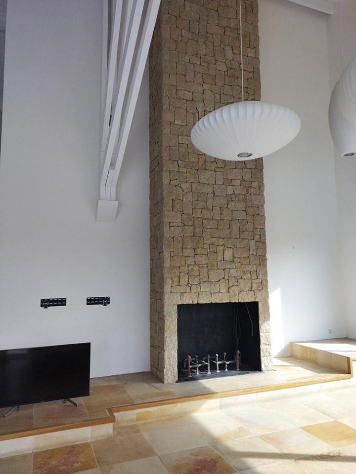 Confiez-nous votre projet de création ou de rénovation de cheminée.